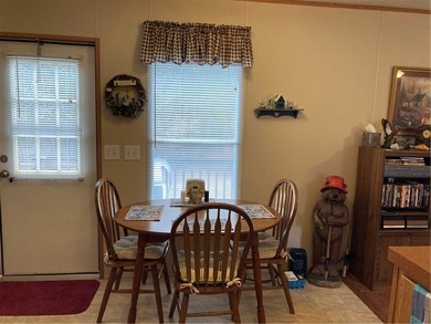 LOOKING FOR AN IMMACULATE MOVE IN GET AWAY FULLY FURNISHED? - photo 6