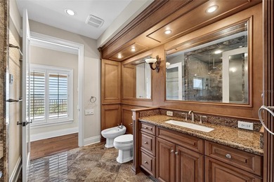 Beyond the gates of Casa Bella, a remarkable lakefront estate - photo 48