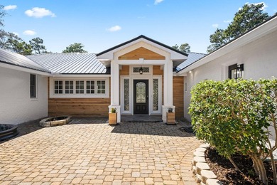 Spacious 4 bedroom, 3 bath ranch-style home with a private pool - photo 2