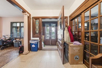 Rarely available 3-story detached colonial on a lush 50' x 100' - photo 4