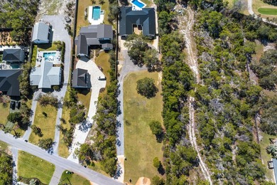 Spacious 4 bedroom, 3 bath ranch-style home with a private pool - photo 5