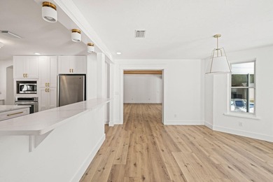 Spacious 4 bedroom, 3 bath ranch-style home with a private pool - photo 9