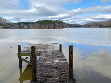 Discover the perfect blend of privacy, natural beauty, and - photo 4