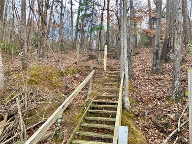 Discover the perfect blend of privacy, natural beauty, and - photo 8