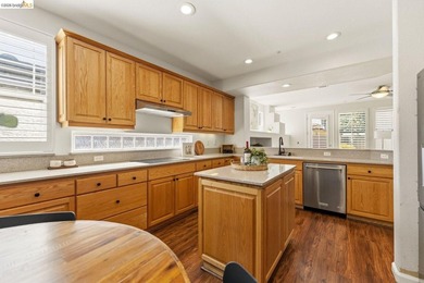Beautifully updated 3-bedroom, 2.5-bath home in Fairfield's - photo 12