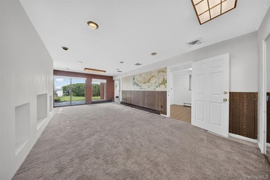 The Long Island Sound Waterfront, panoramic views of both the - photo 18