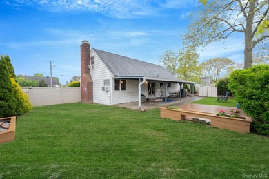 This is the kind of home that gives you options from the moment - photo 4