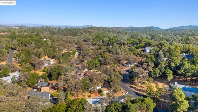 Charming Single-Story Retreat in Pine Mountain Lake. Welcome to - photo 41