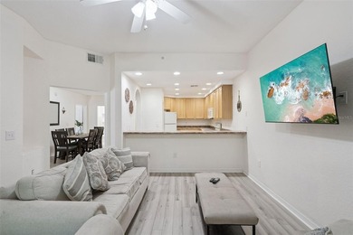 Ground Floor | Gated | Wooded Nature Views | Zoned for Short - photo 2