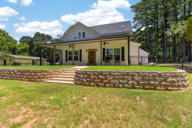2024 Construction Waterfront Farmhouse - photo 4
