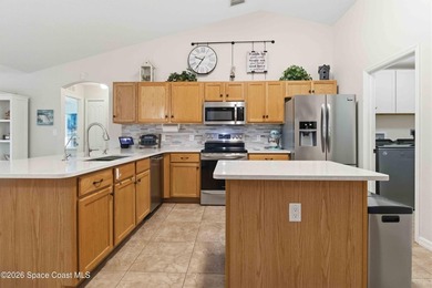 Welcome to this beautifully maintained spacious home that - photo 22