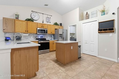 Welcome to this beautifully maintained spacious home that - photo 24