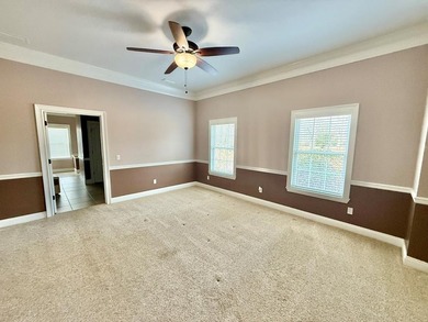 This gorgeous 5 bedroom, 3.5 bath home with a bonus room offers - photo 25