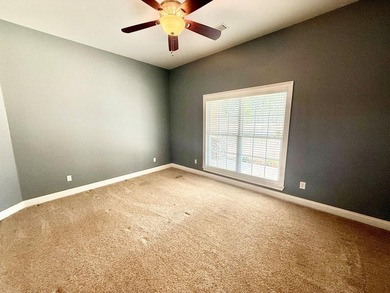 This gorgeous 5 bedroom, 3.5 bath home with a bonus room offers - photo 39