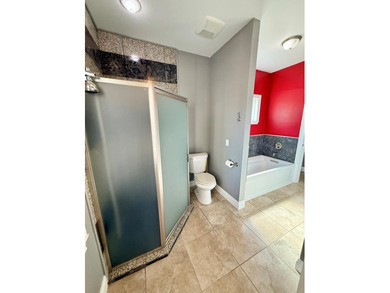 This gorgeous 5 bedroom, 3.5 bath home with a bonus room offers - photo 46