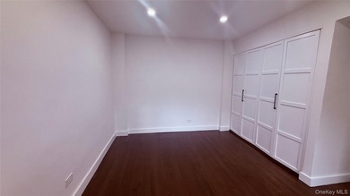 Stunning, fully gut-renovated 2 bedroom co-op. Everything brand - photo 9