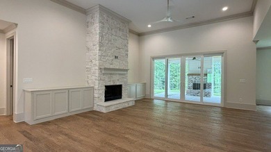 WELCOME TO FABULOUS NORTHSHORE AT LAKE REDWINE! THIS VERY - photo 10