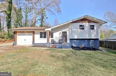 Lake Peachtree Home Sale Pending in Peachtree City Georgia