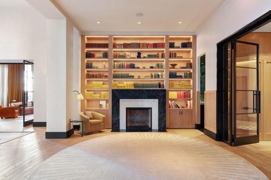 Residence 25C at 25 Park Row Perched high above historic City - photo 12