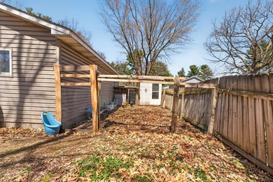 This charming 4 bed, 2 bath home offers spacious living with - photo 34