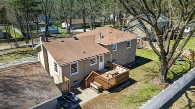 This charming 4 bed, 2 bath home offers spacious living with - photo 36