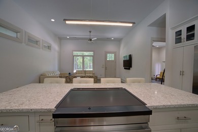 Welcome to your own private paradise! Tucked away on 25 - photo 12