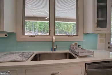 Welcome to your own private paradise! Tucked away on 25 - photo 13