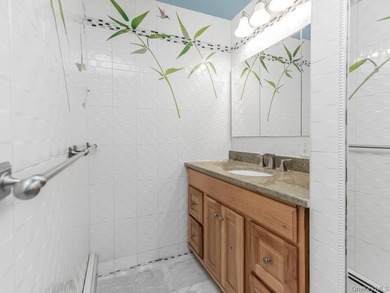 Welcome to 4004 Rombouts Ave! Unique Opportunity to own this - photo 16