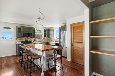 Spacious, private, and full of character, 25 Lumahai Place, just - photo 19