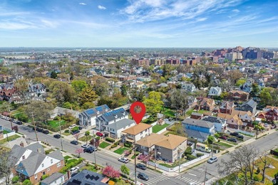 Exceptional Legal 2-Family Home in Bayswater, Far Rockaway** - photo 24