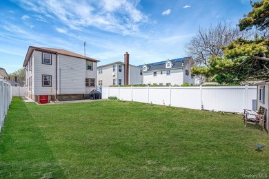 Exceptional Legal 2-Family Home in Bayswater, Far Rockaway** - photo 26