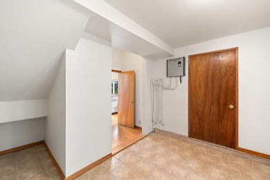 Spacious, private, and full of character, 25 Lumahai Place, just - photo 35
