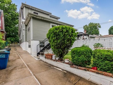 Welcome to 4004 Rombouts Ave! Unique Opportunity to own this - photo 36