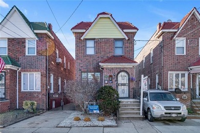 New to the market. Welcome to this beautiful tree lined block in - photo 1