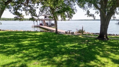Lake Home For Sale in Malakoff, Texas