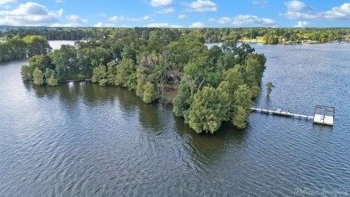 Lake Home For Sale in Shreveport, Louisiana
