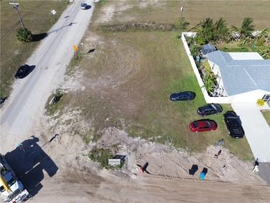 Prime Residential Corner Lot in Cape Coral, FL! Amazing - photo 8