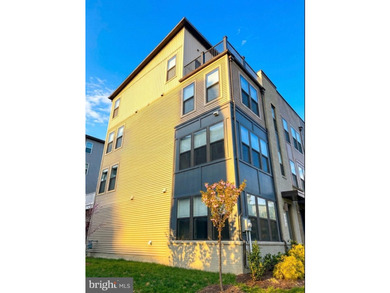 The Executive End-Unit You Won't Find Anywhere Else. Upgrade - photo 5