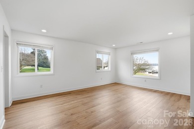 Experience spectacular long-range main channel views of Lake - photo 17