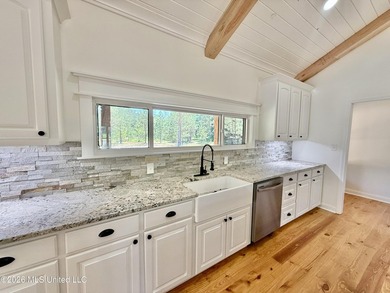 Custom waterfront new construction on 5.5+/- acres! This - photo 17