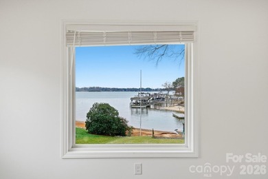 Experience spectacular long-range main channel views of Lake - photo 19