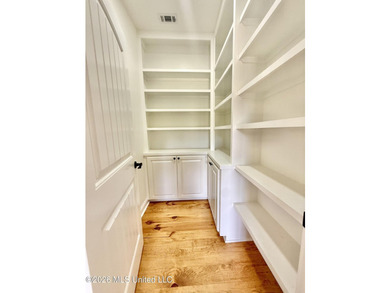 Custom waterfront new construction on 5.5+/- acres! This - photo 23