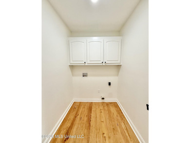 Custom waterfront new construction on 5.5+/- acres! This - photo 24