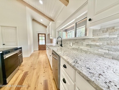 Custom waterfront new construction on 5.5+/- acres! This - photo 26
