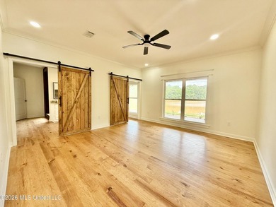 Custom waterfront new construction on 5.5+/- acres! This - photo 27