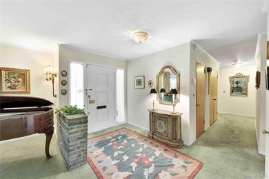 Nestled in one of Larchmont's most private and distinctive - photo 4