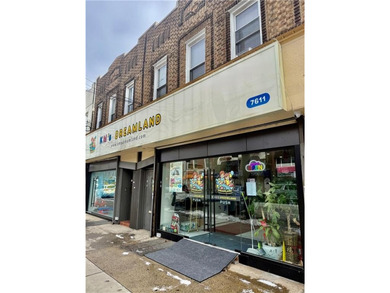 Introducing a real rare find MONEY MAKER in Dyker Heights - photo 2