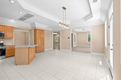 Welcome to this beautifully maintained, move-in-ready home - photo 12