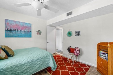Corner unit with peaceful garden views in the all-age community - photo 16