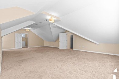 Welcome to this beautifully maintained, move-in-ready home - photo 27